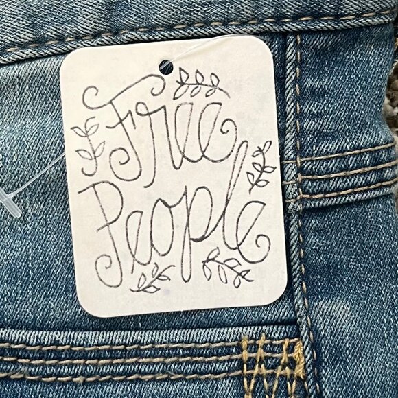 Free People Women's Jeans, Size 26, New with tags - Picture 4 of 11